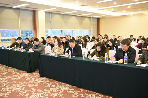 市质量和标准化院举办“党的十九大精神宣讲暨机关党建工作专题讲座”2.JPG//